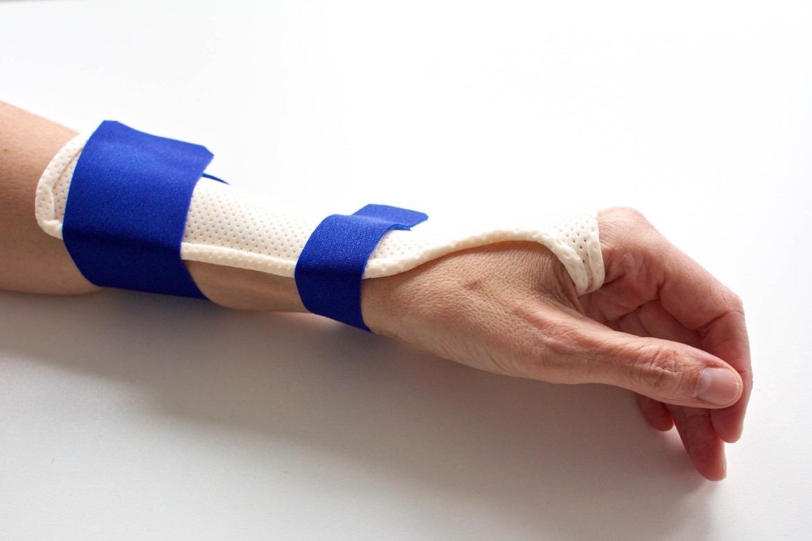 Dinamische Schiene Handtherapie